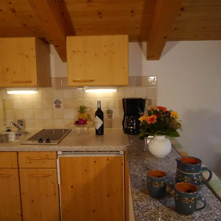 شقة Gaestehaus Almblick Schönau am Königssee