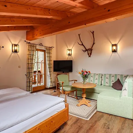 Gaestehaus Almblick شقة Schönau am Königssee
