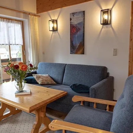 Apartamento Gaestehaus Almblick *