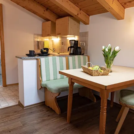 شقة Gaestehaus Almblick Schönau am Königssee