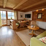Gaestehaus Almblick *