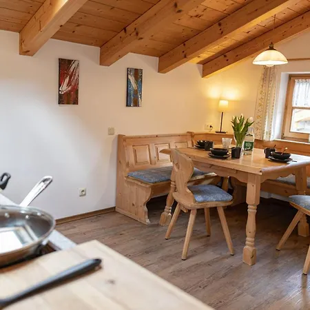 Gaestehaus Almblick *