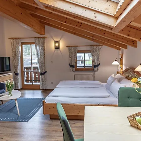 Apartament Gaestehaus Almblick Schönau am Königssee